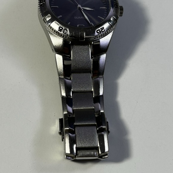 Minicci Men's Quartz Watch Black Dial Silver Tone Stainless Steel – Not Tested - Picture 4 of 7